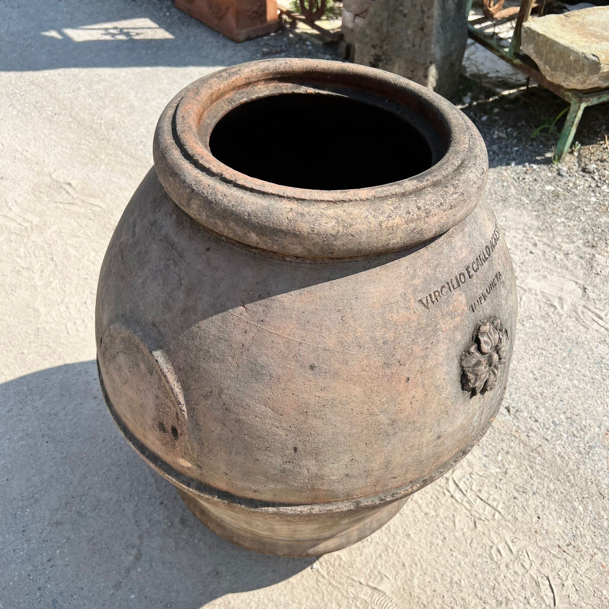 Virgilio and Carlo Agresti's jar