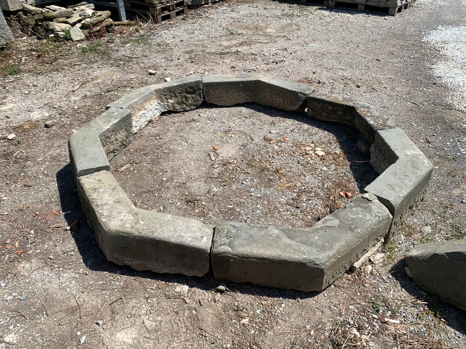 Fontana in pietra da centro