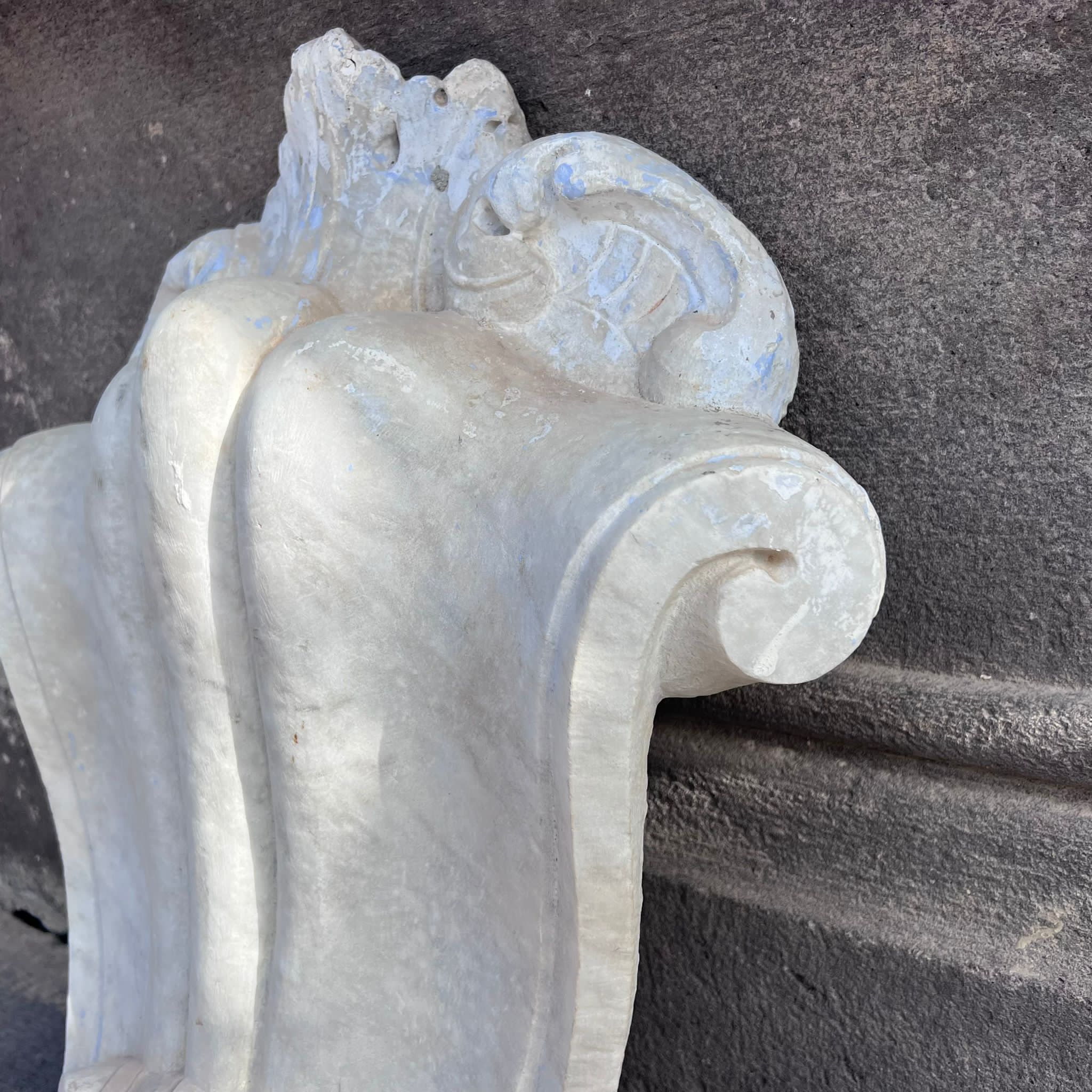 Recovered marble coat of arms