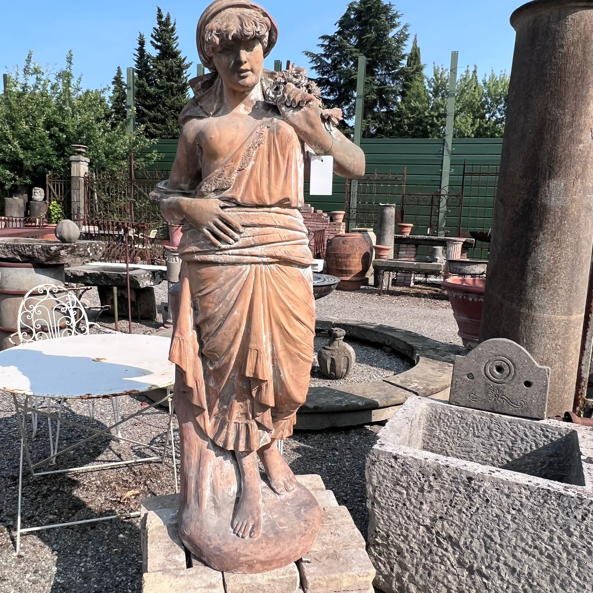 Coppia di statue in cotto