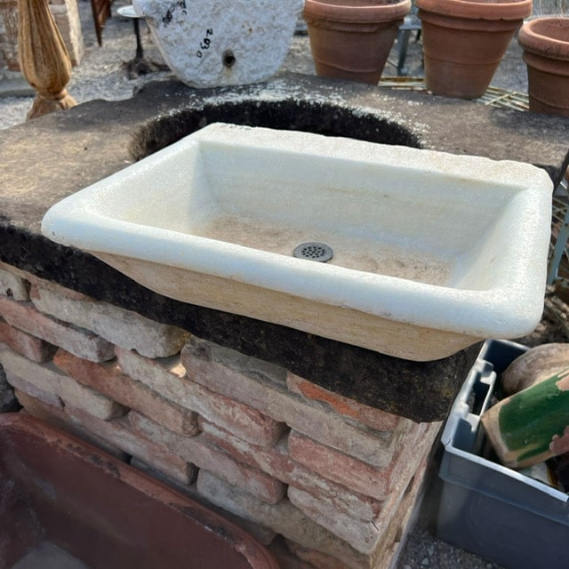 Lavandino in marmo di piccole dimensioni - LAV 098