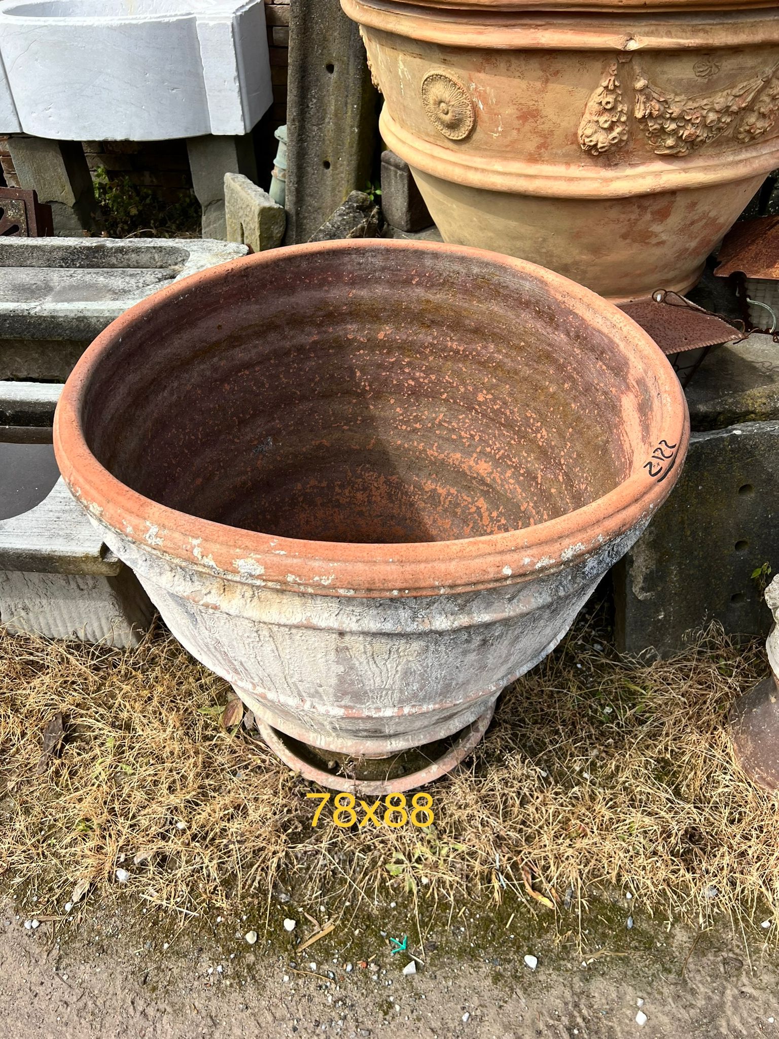 Antica conca dettaglio 