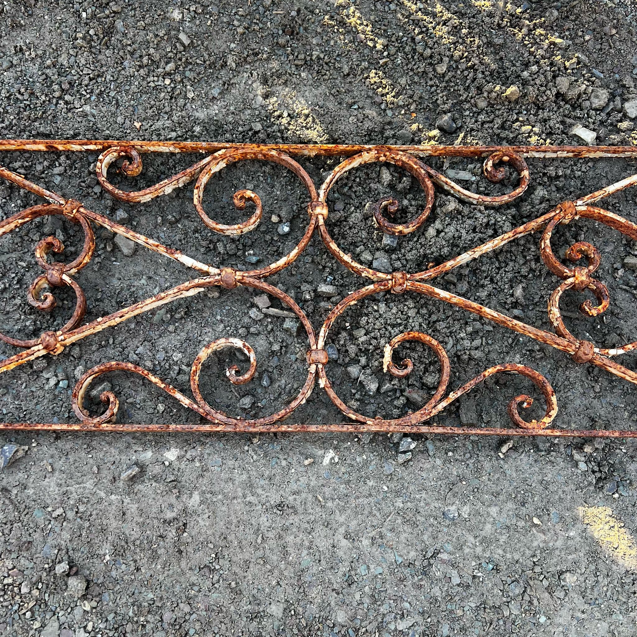 Antica coppia di rostre 