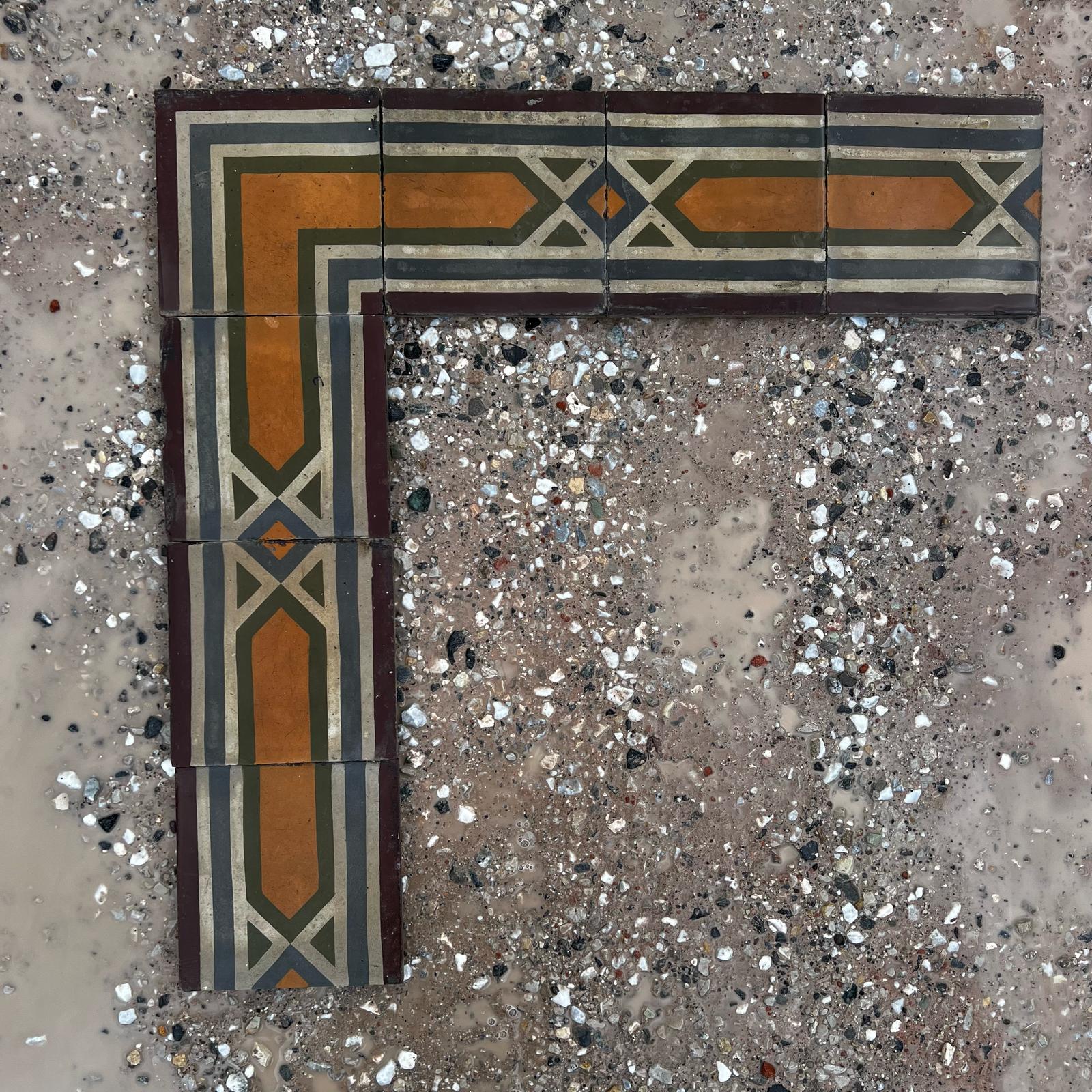 Antica cornice recuperata cementine 