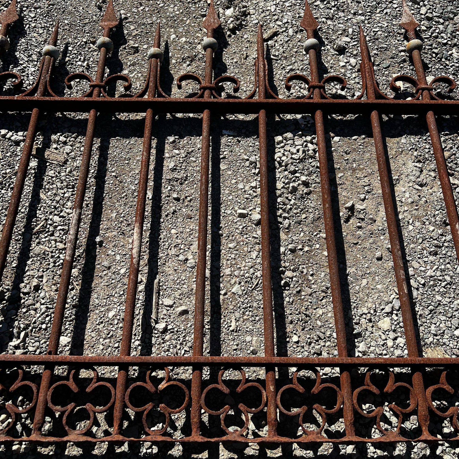 Antica recinzione in ferro