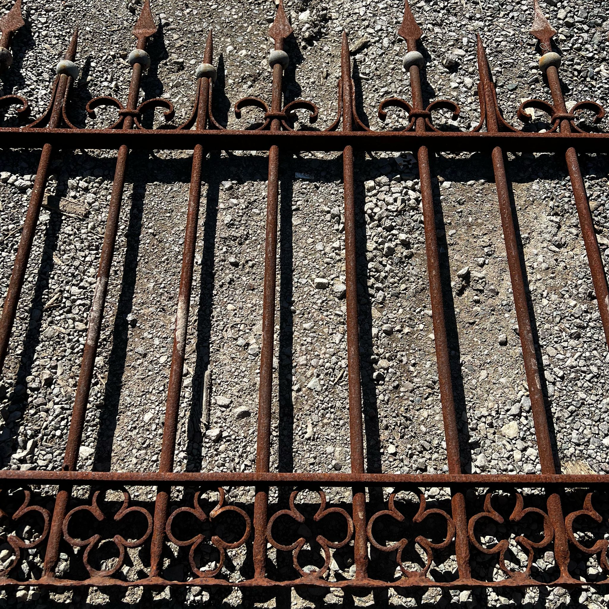 Antica recinzione in ferro