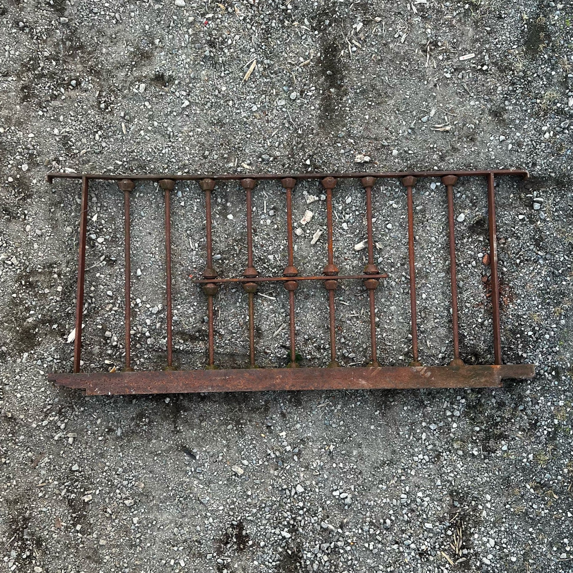 Antica ringhiera di ferro di recupero 