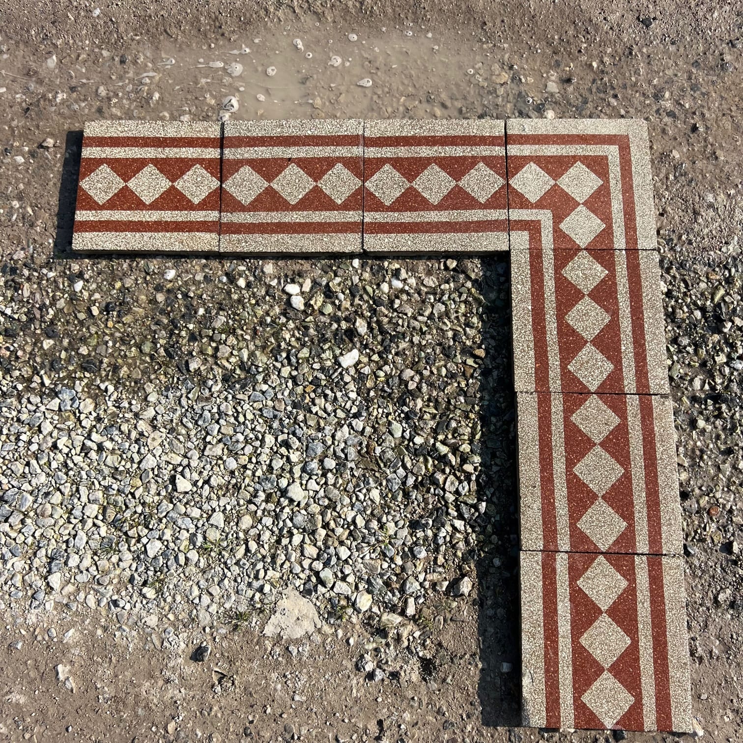 Antico pavimento cornice 