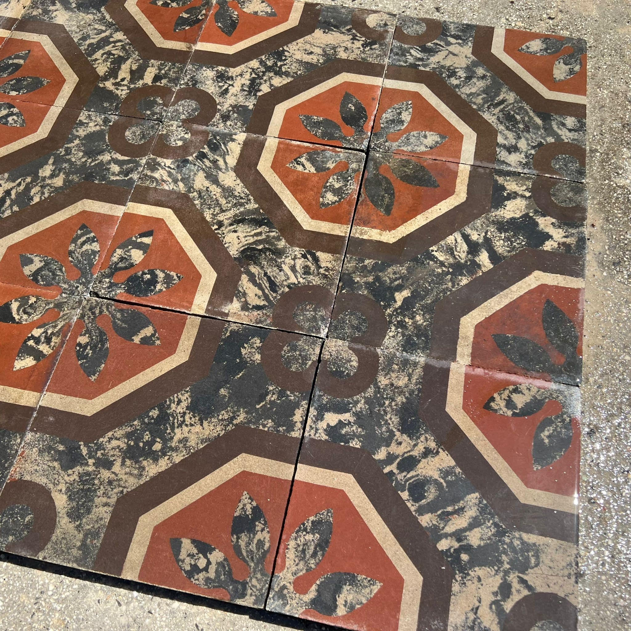 Antico pavimento di cementina 