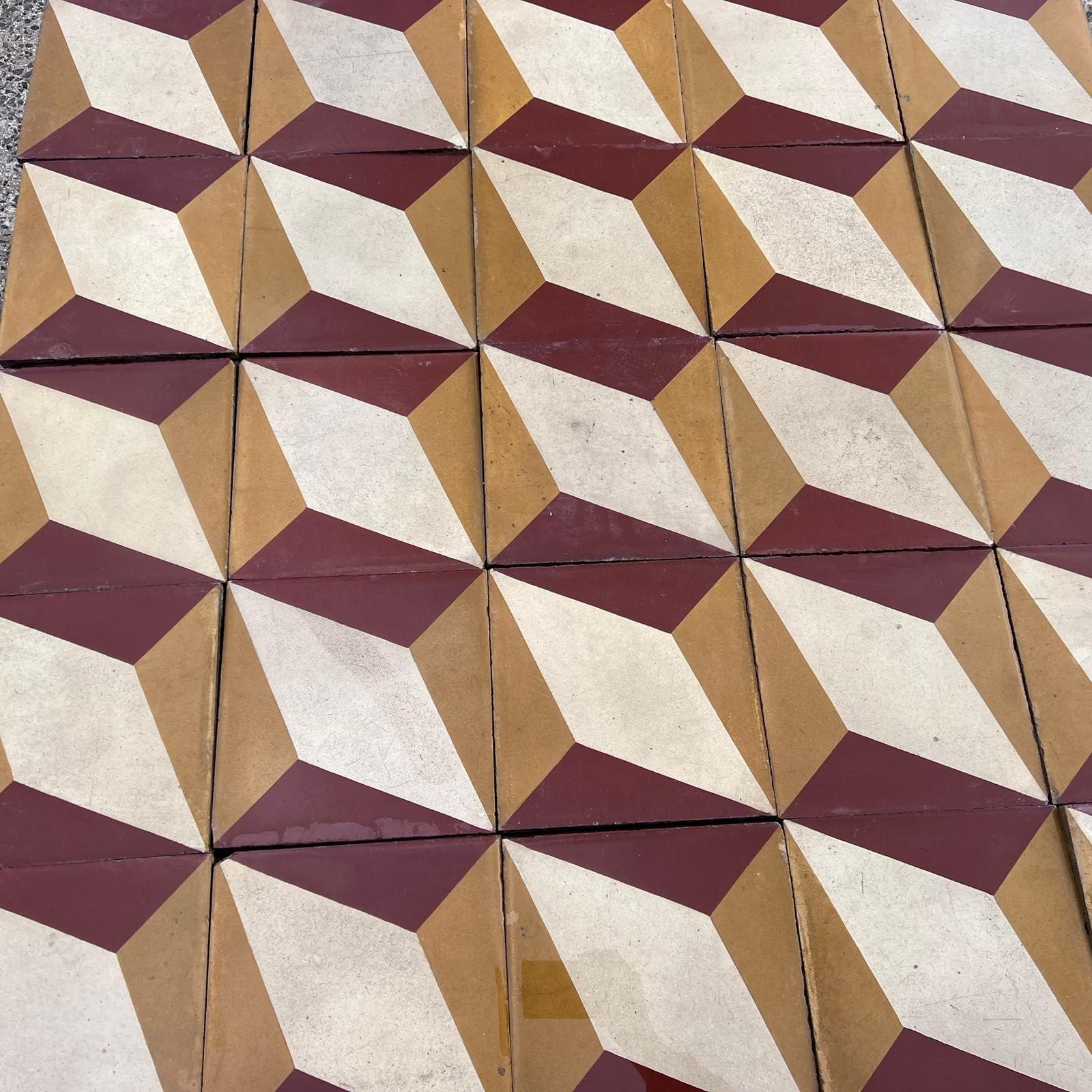 Antico pavimento tridimensionale 