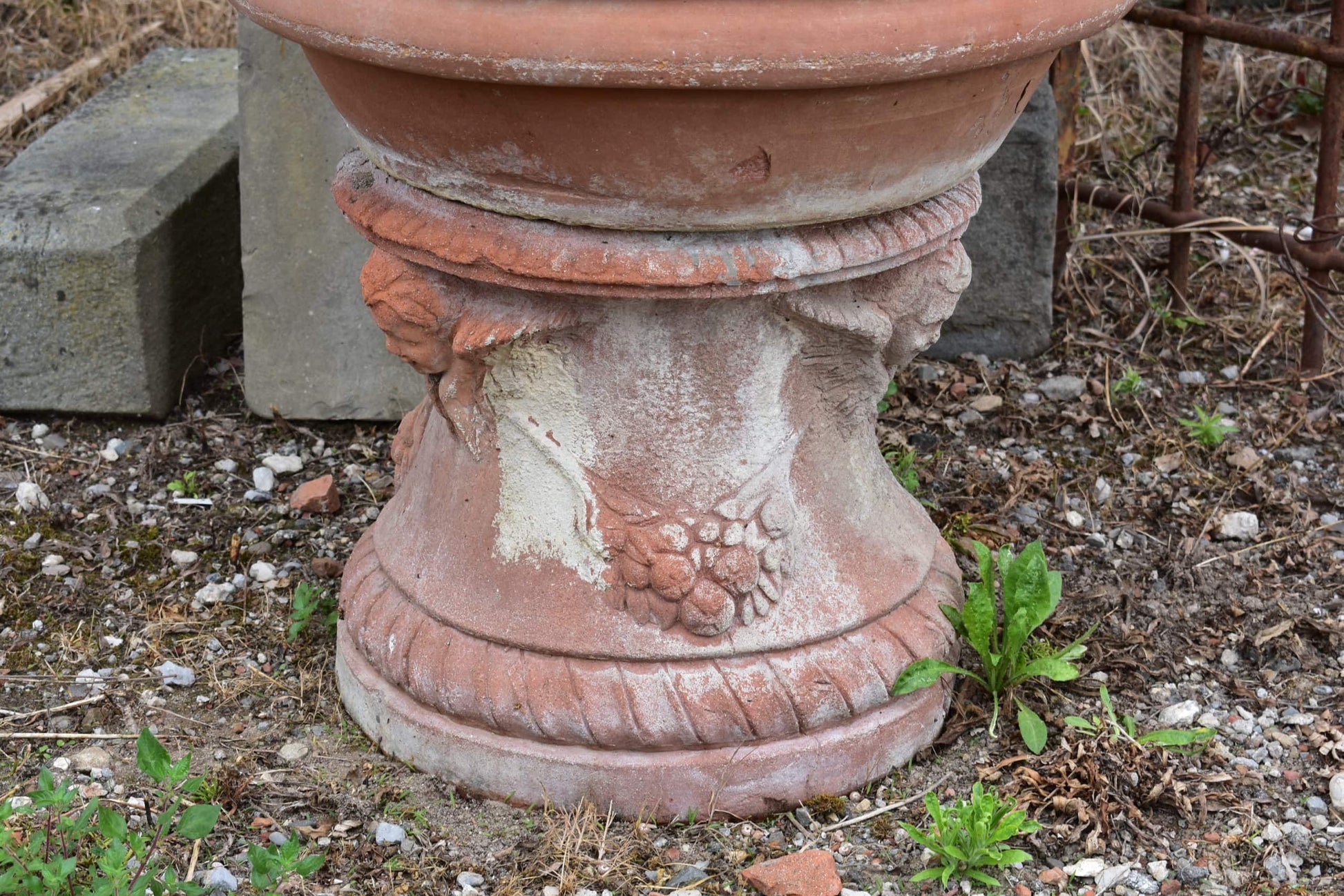 Base di terracotta semplice 
