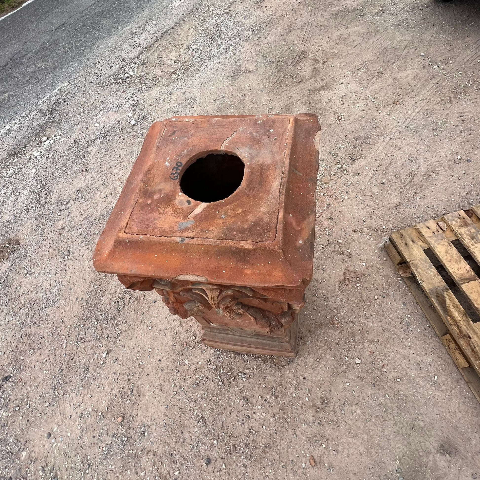 Basi in terracotta recuperate 