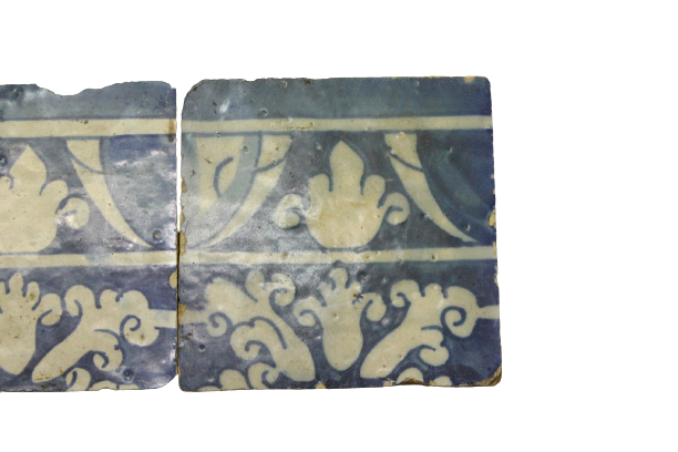 Bordo di azulejos blu 