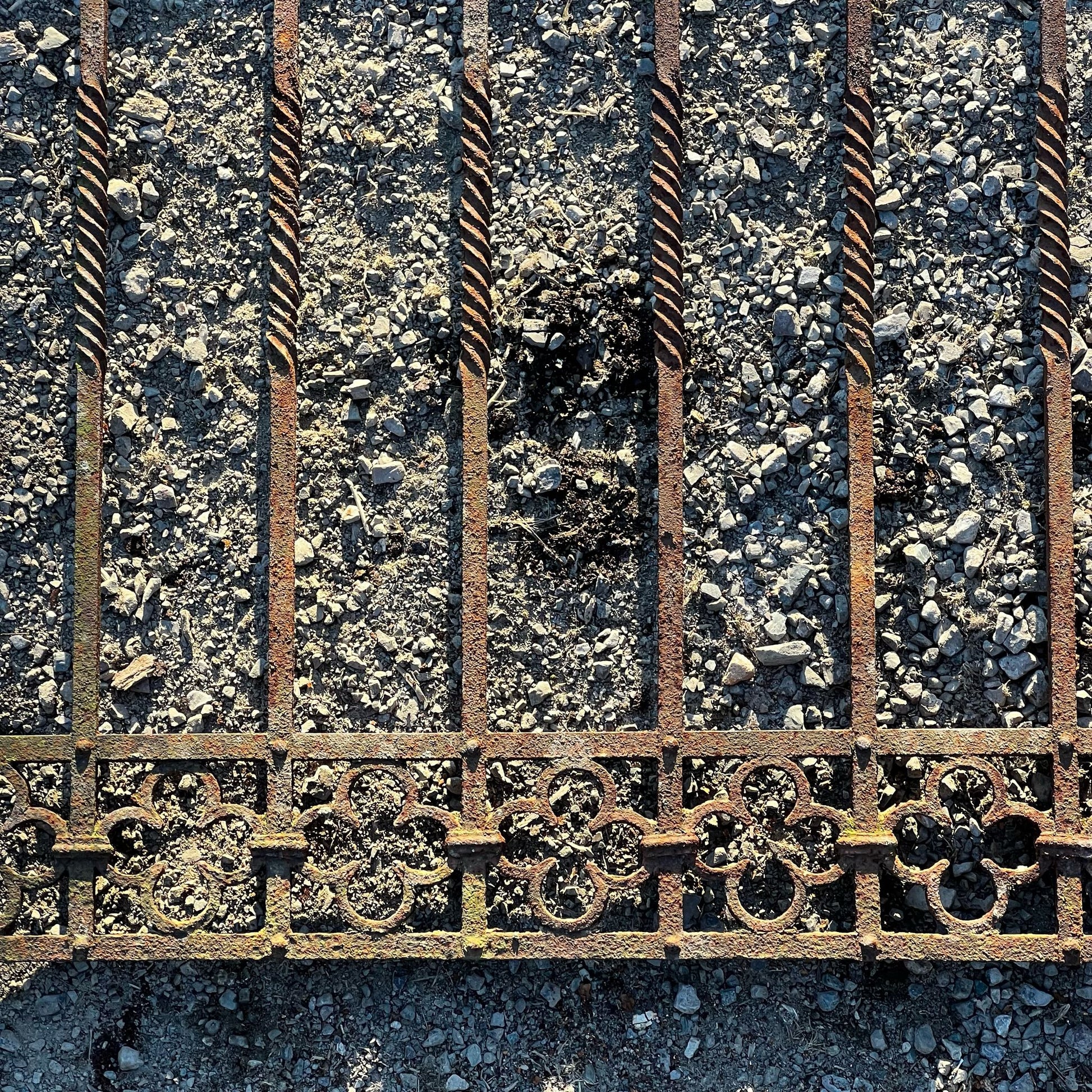 Cancelletto in ferro vecchio