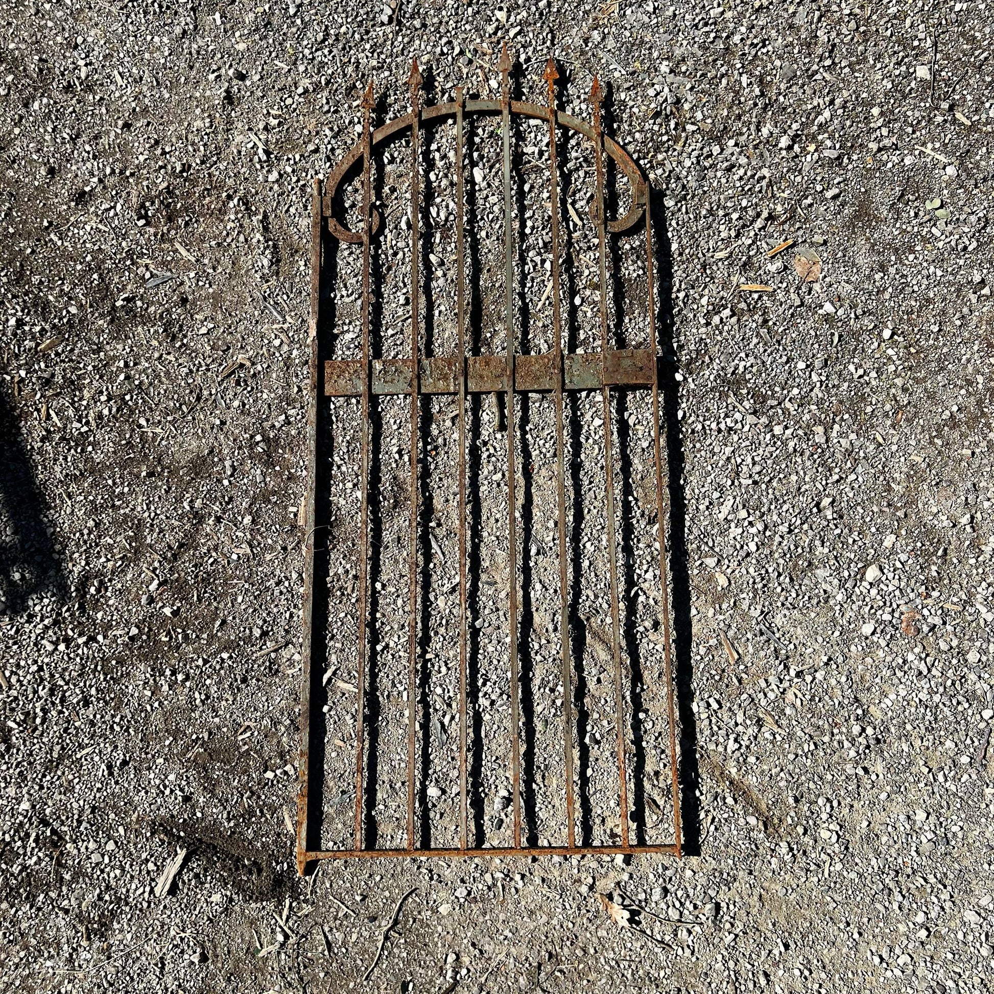 Cancellino in ferro antico 