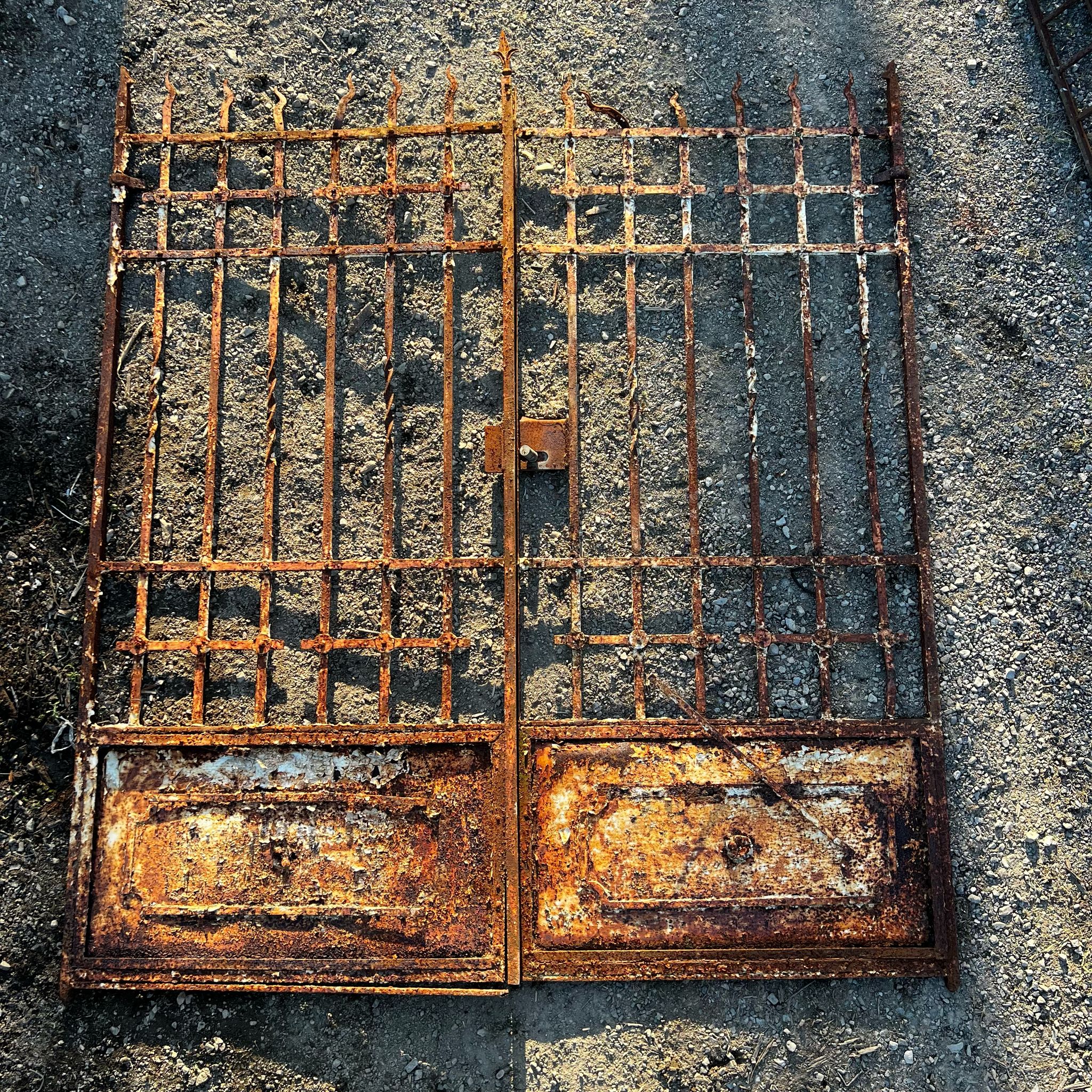 Cancello in ferro vecchio 