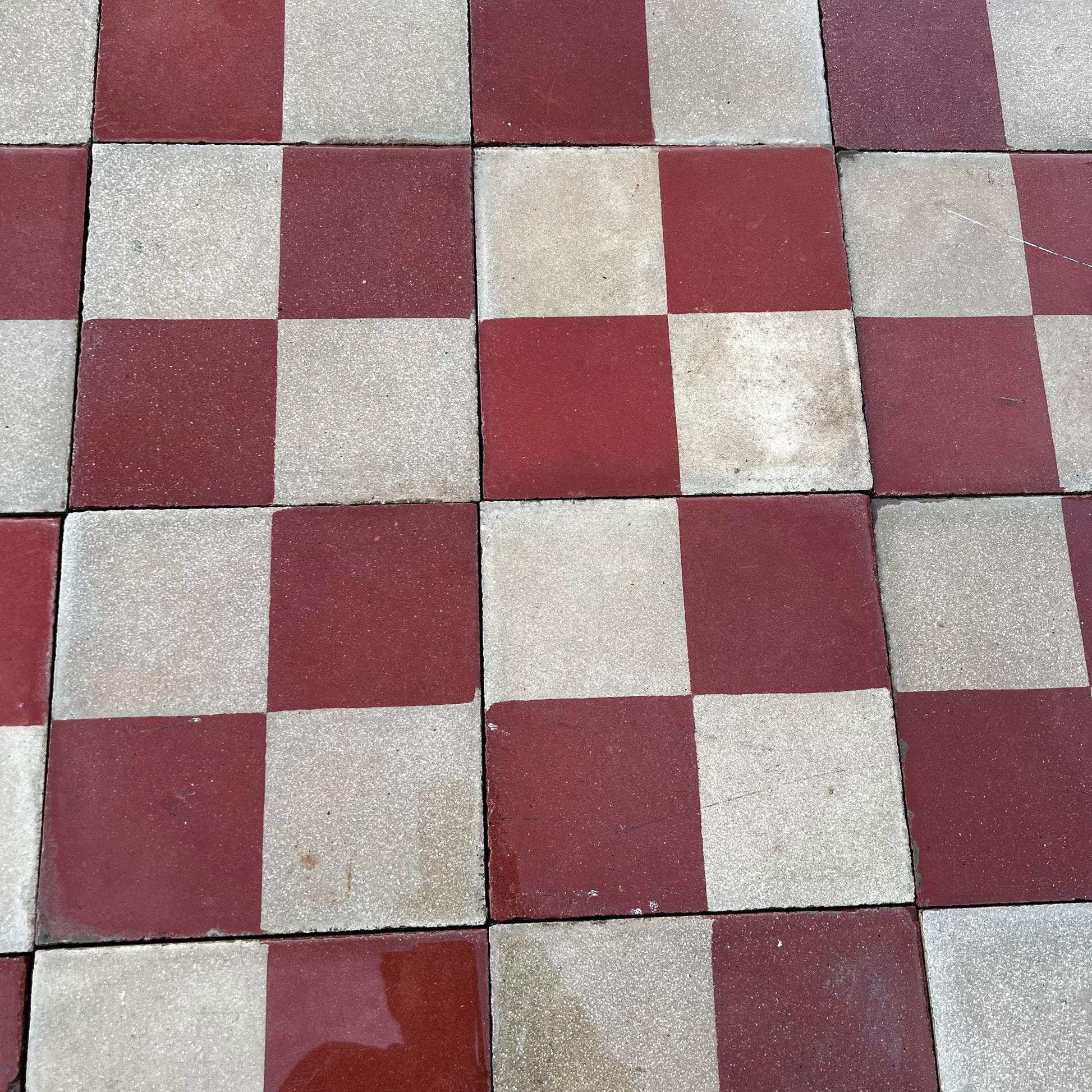 Cementine rosse e bianche antiche 