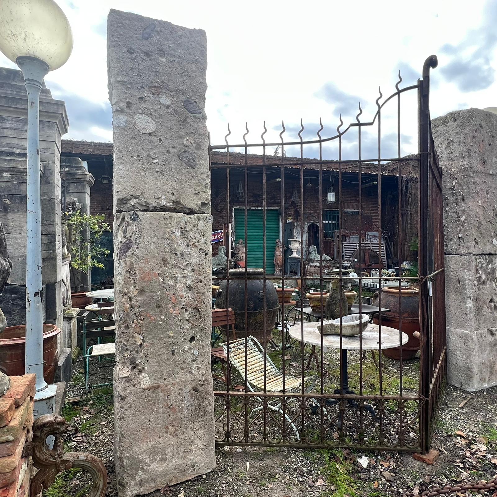 Colonne in pietra usate 