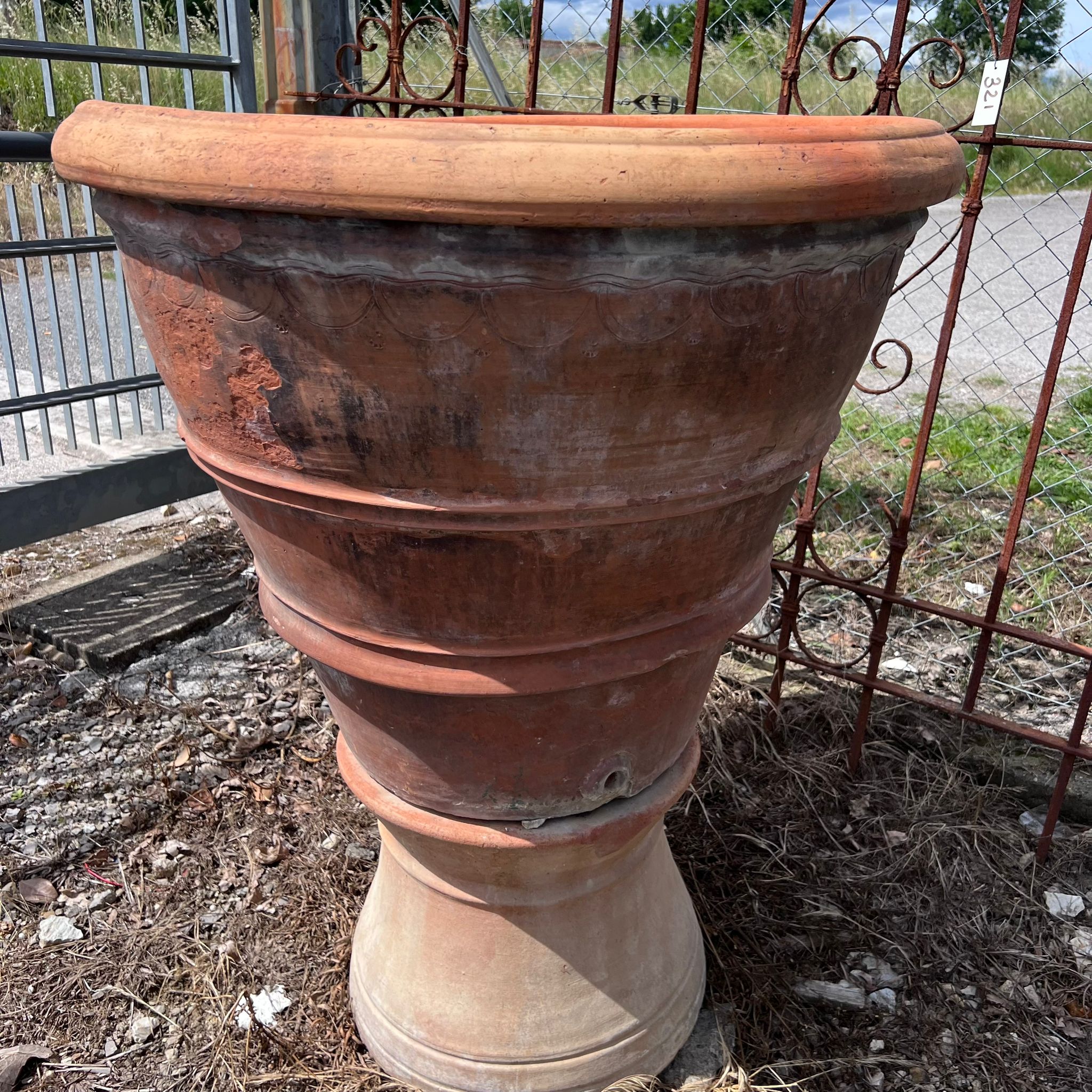conca in terracotta antica semplice 