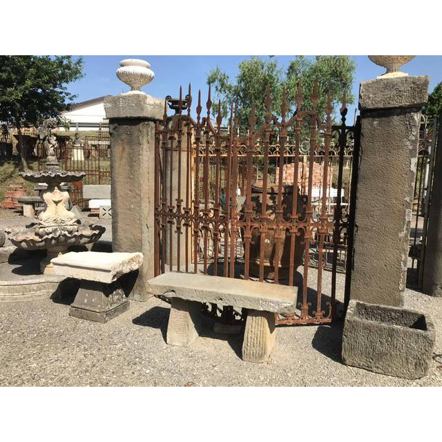Coppia di colonne da cancello 