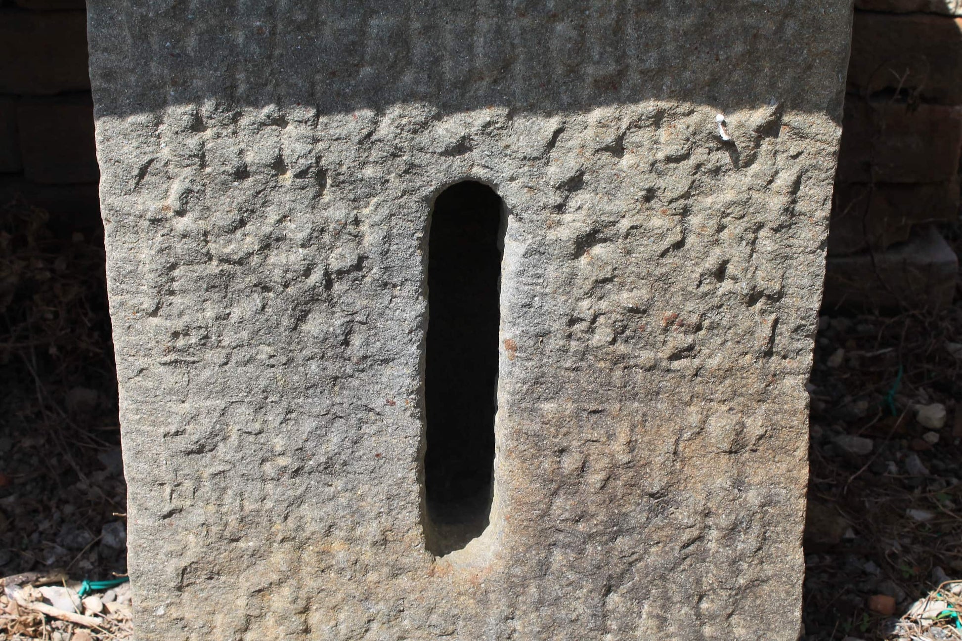 Dettagli caditoia di pietra 