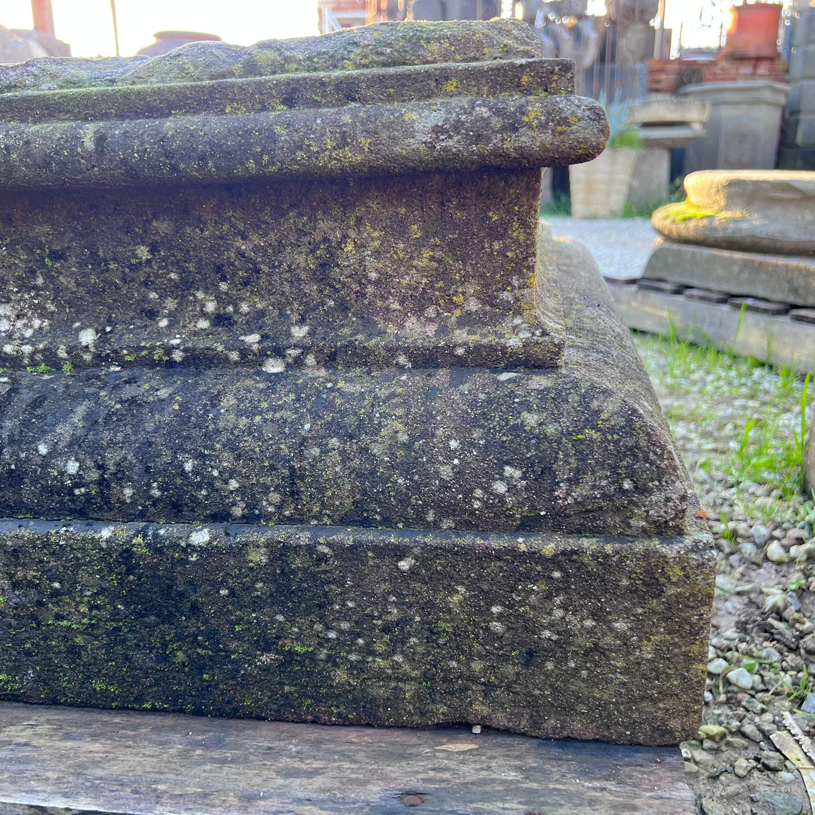Dettagli capitelli