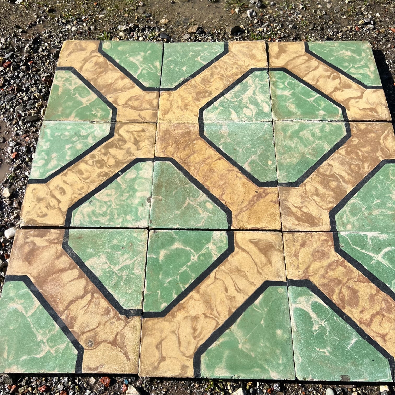 Dettagli cementine marmorizzate 