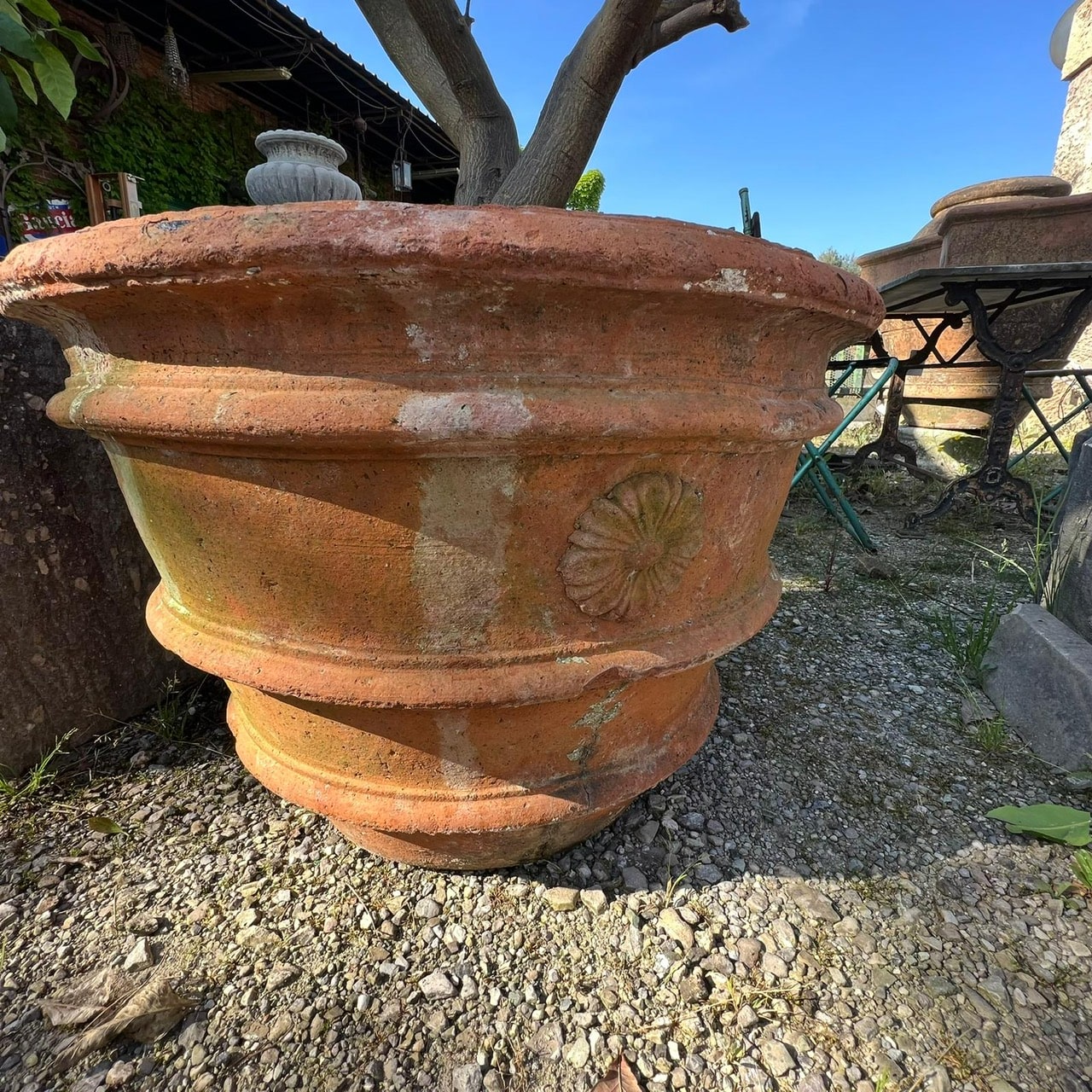 Dettagli conca terracotta 