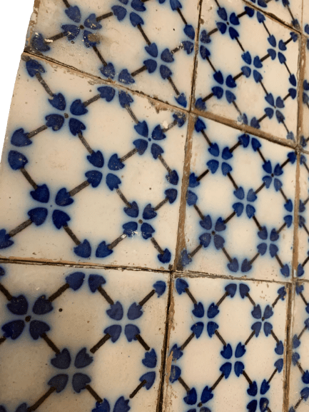 Dettagli maioliche blu e bianche 