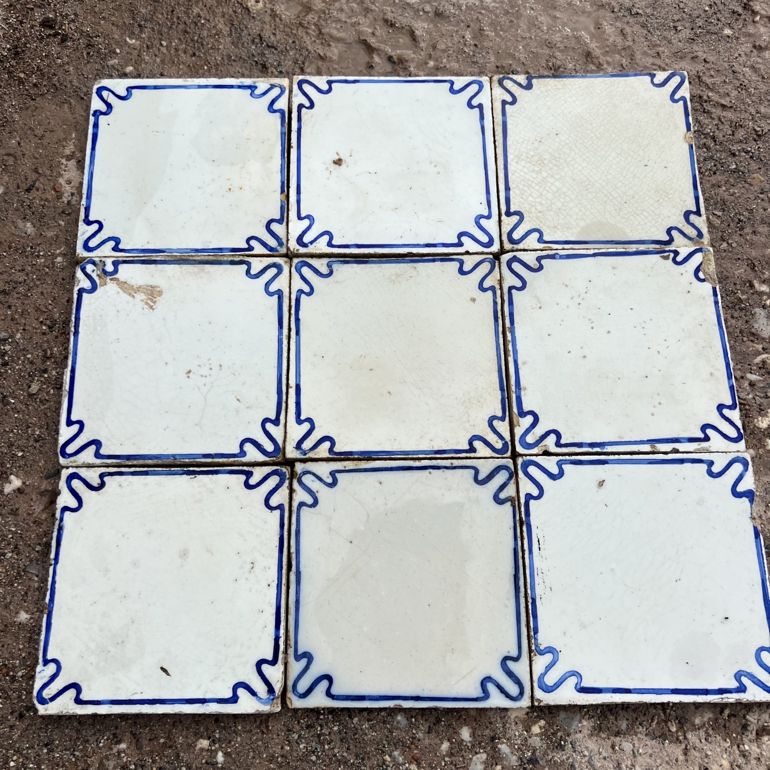 Dettagli mattonelle blu e bianche 