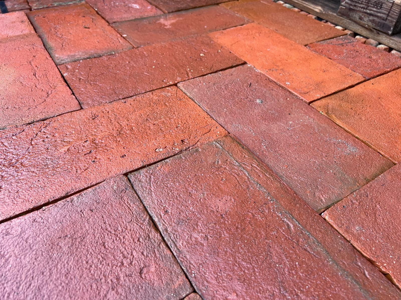 Dettagli mezzane di cotto 