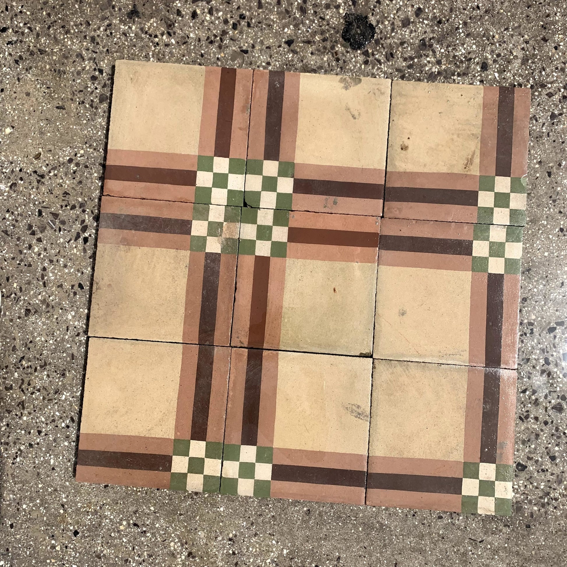 Dettagli pavimenti semplici 