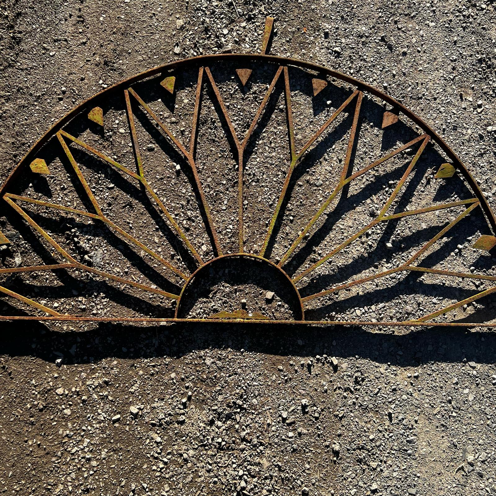 Dettagli rostra in ferro 