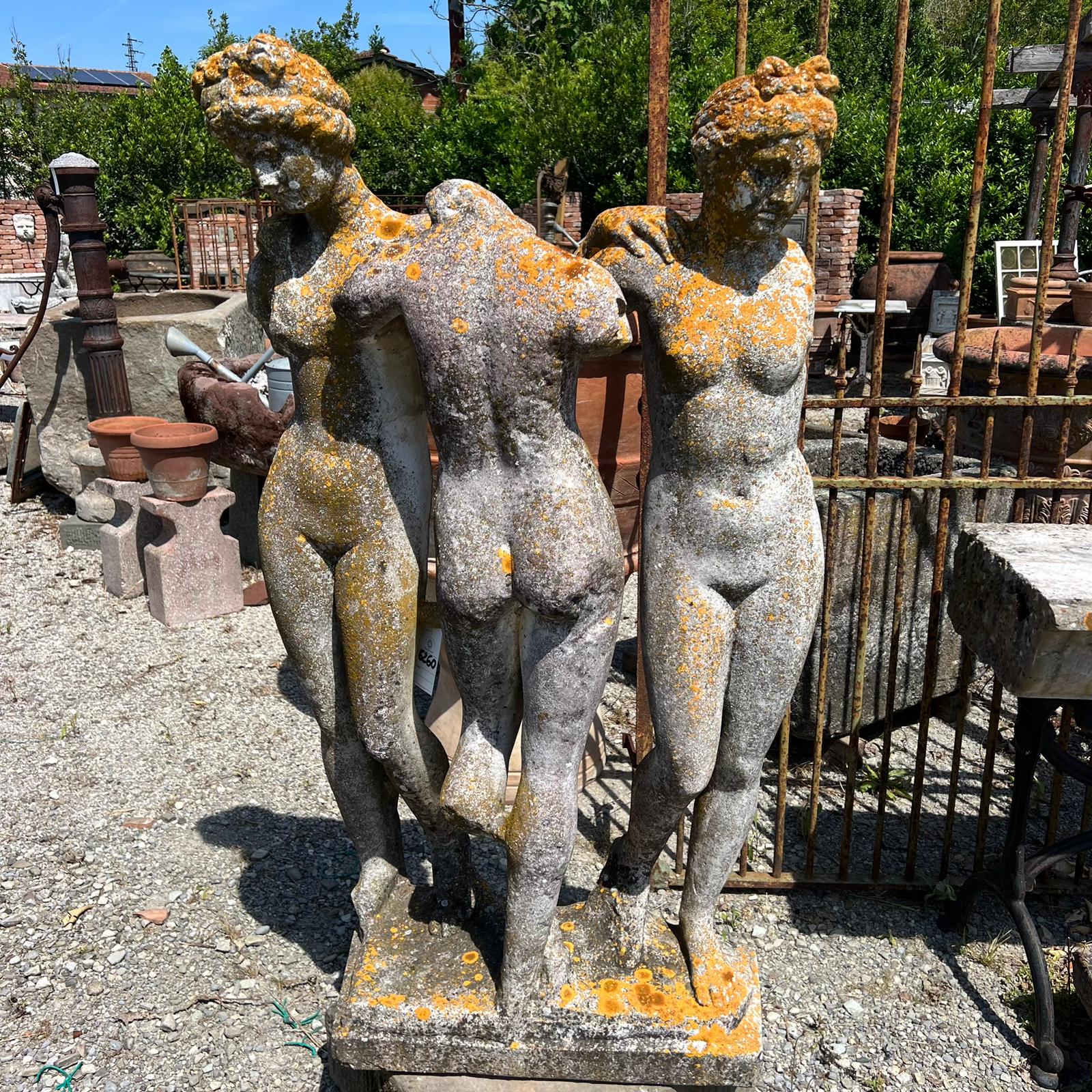 Dettagli statua in cemento 