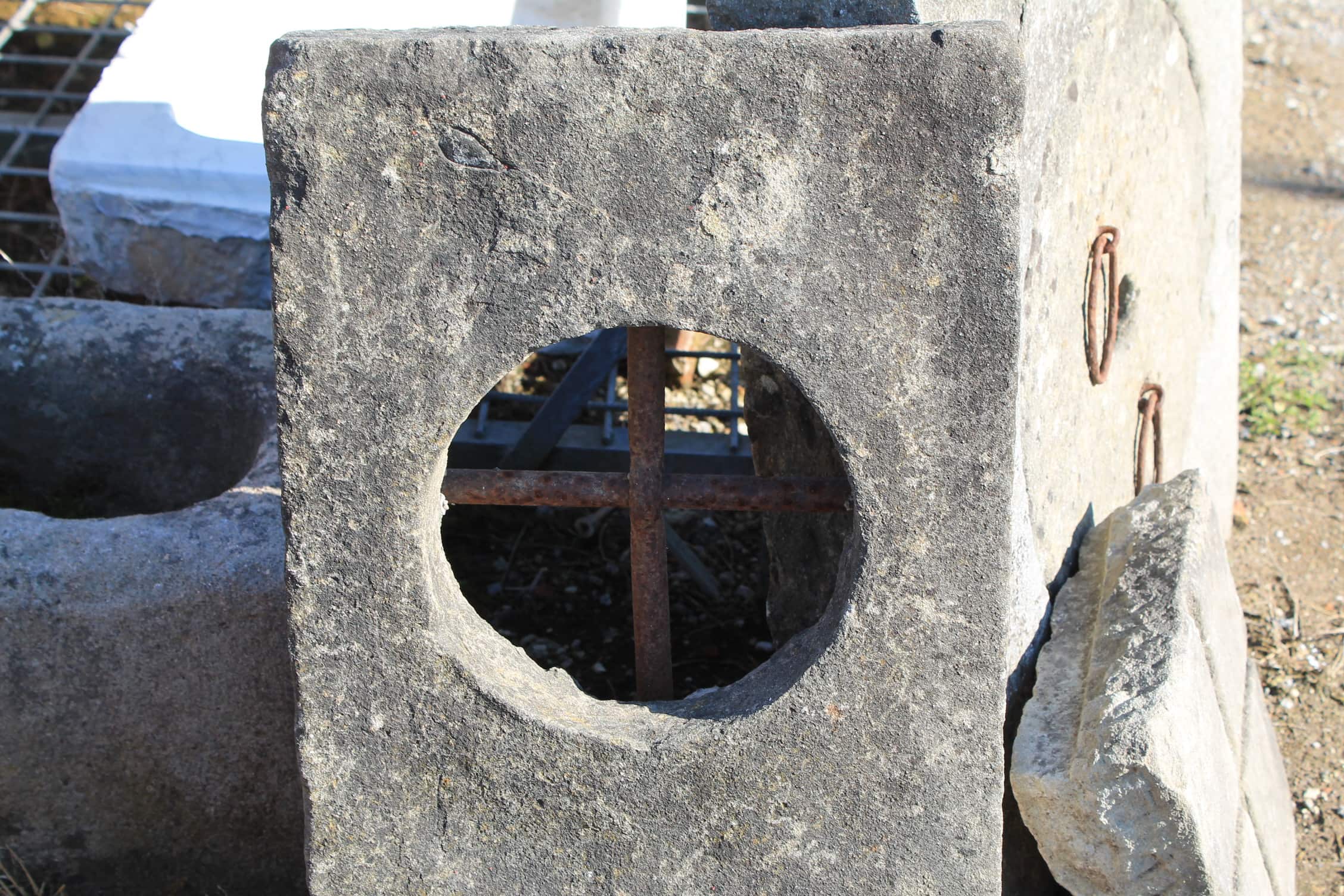 Dettagli2 piccola finestrina