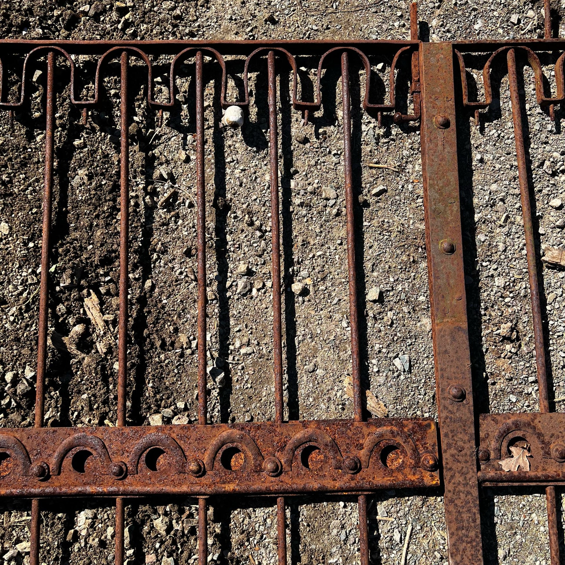 Dettaglio antico cancello in ferro 