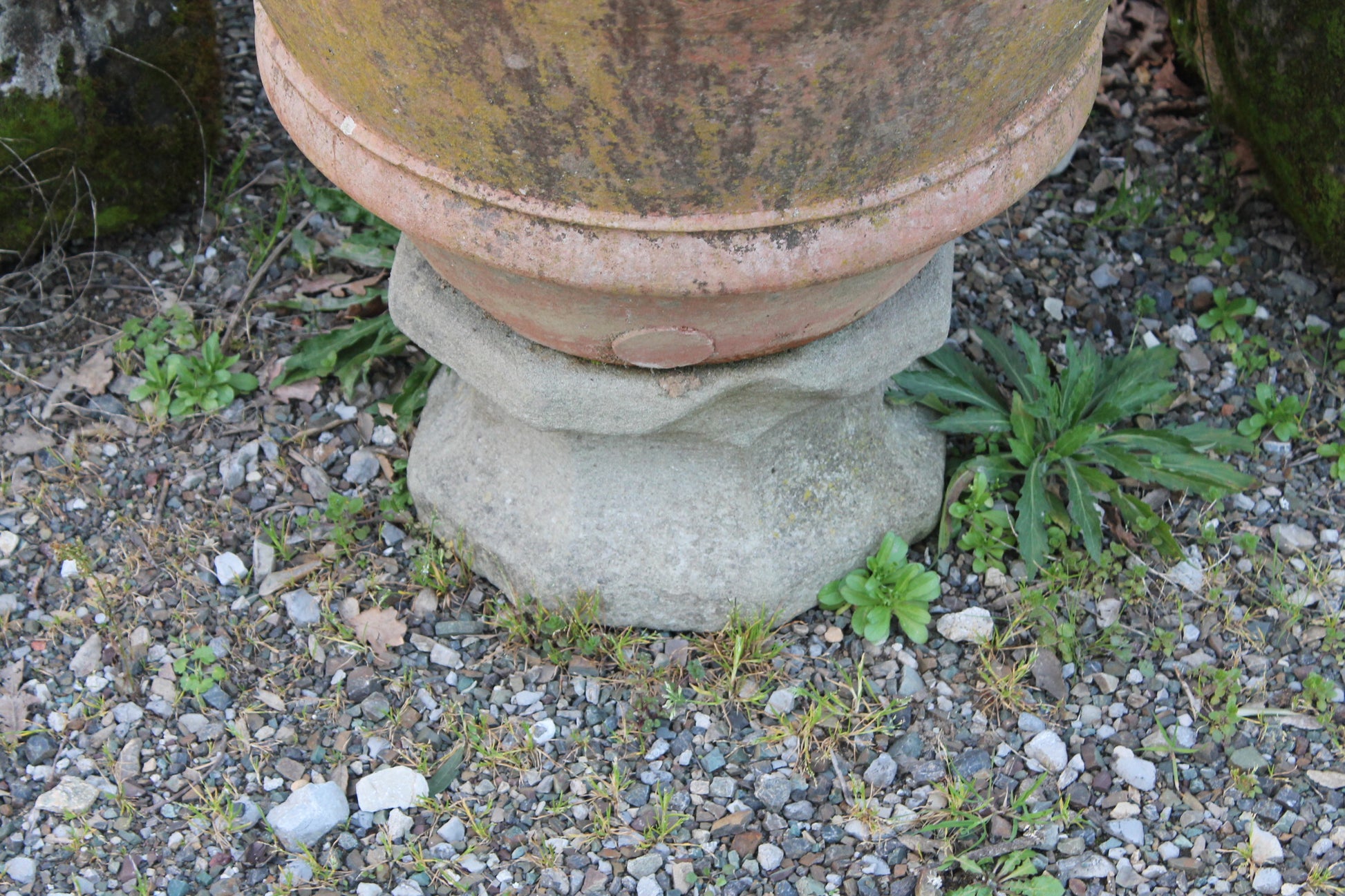 Dettaglio base orcio 