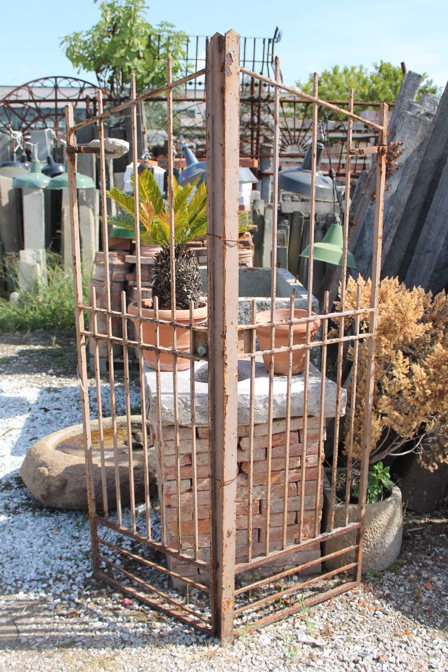 Dettaglio cancello piccolo di ferro 