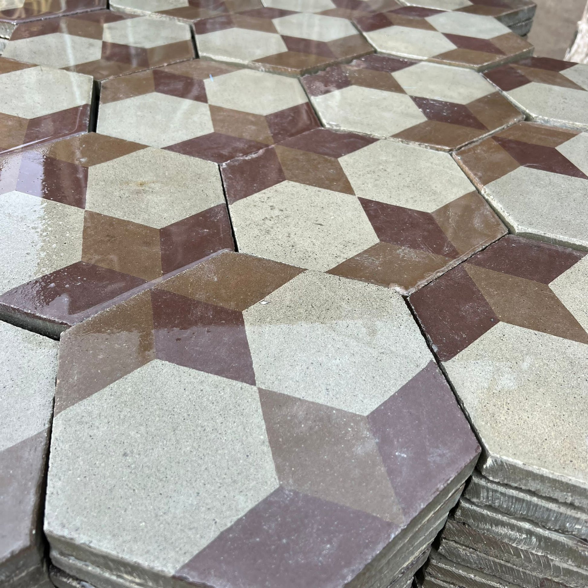 Dettaglio cementina esagonale 