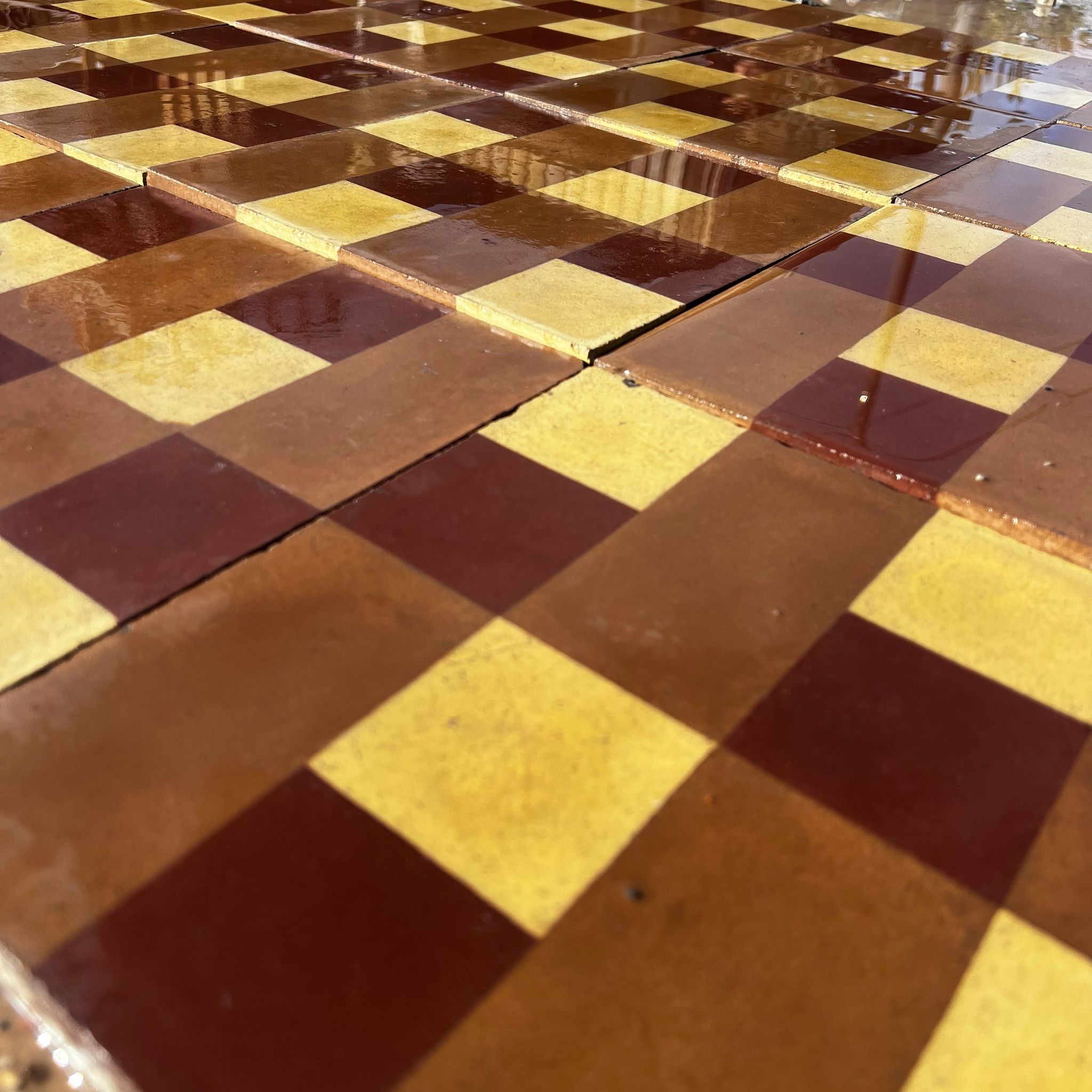 Dettaglio cementine decorate 