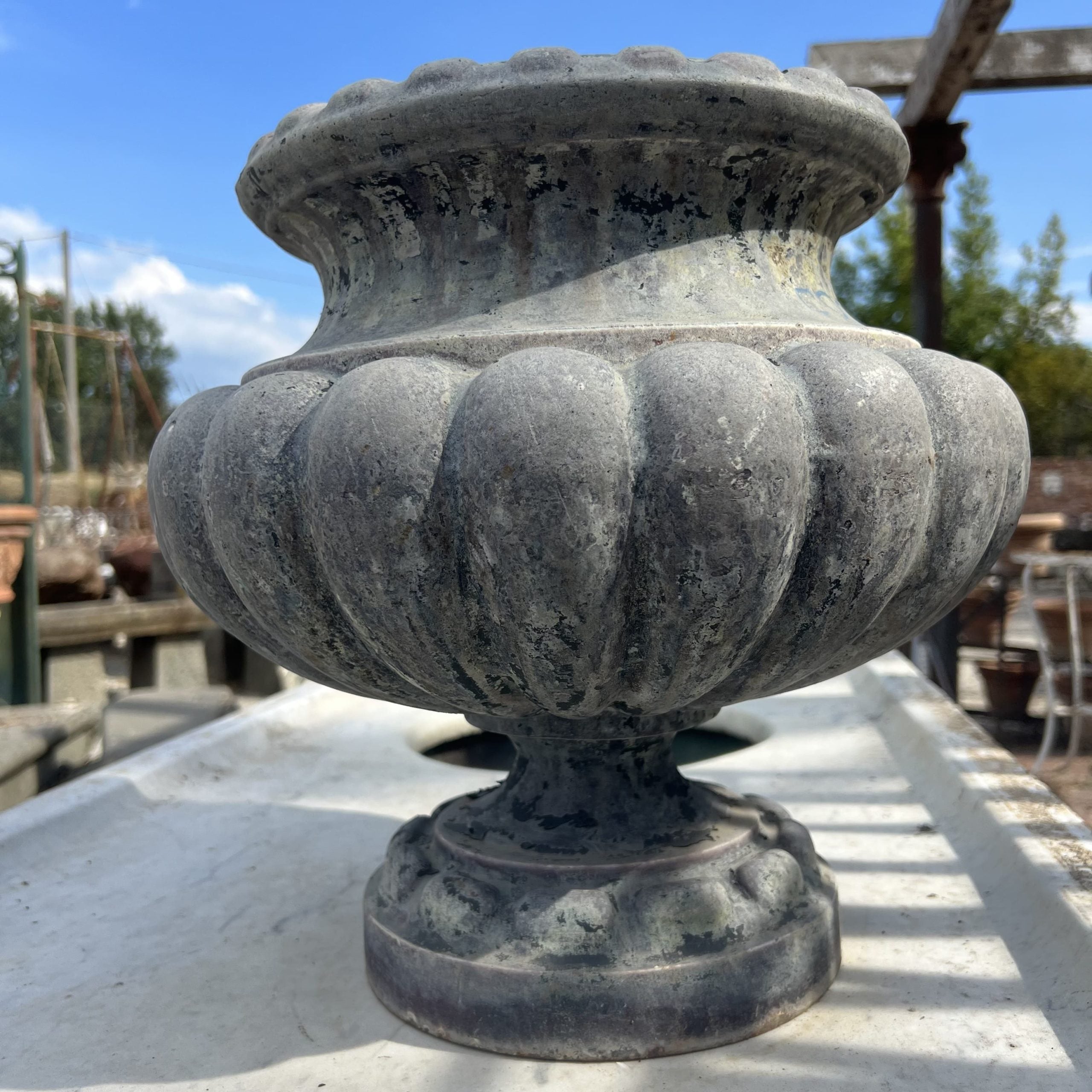 Dettaglio coppa di ghisa 