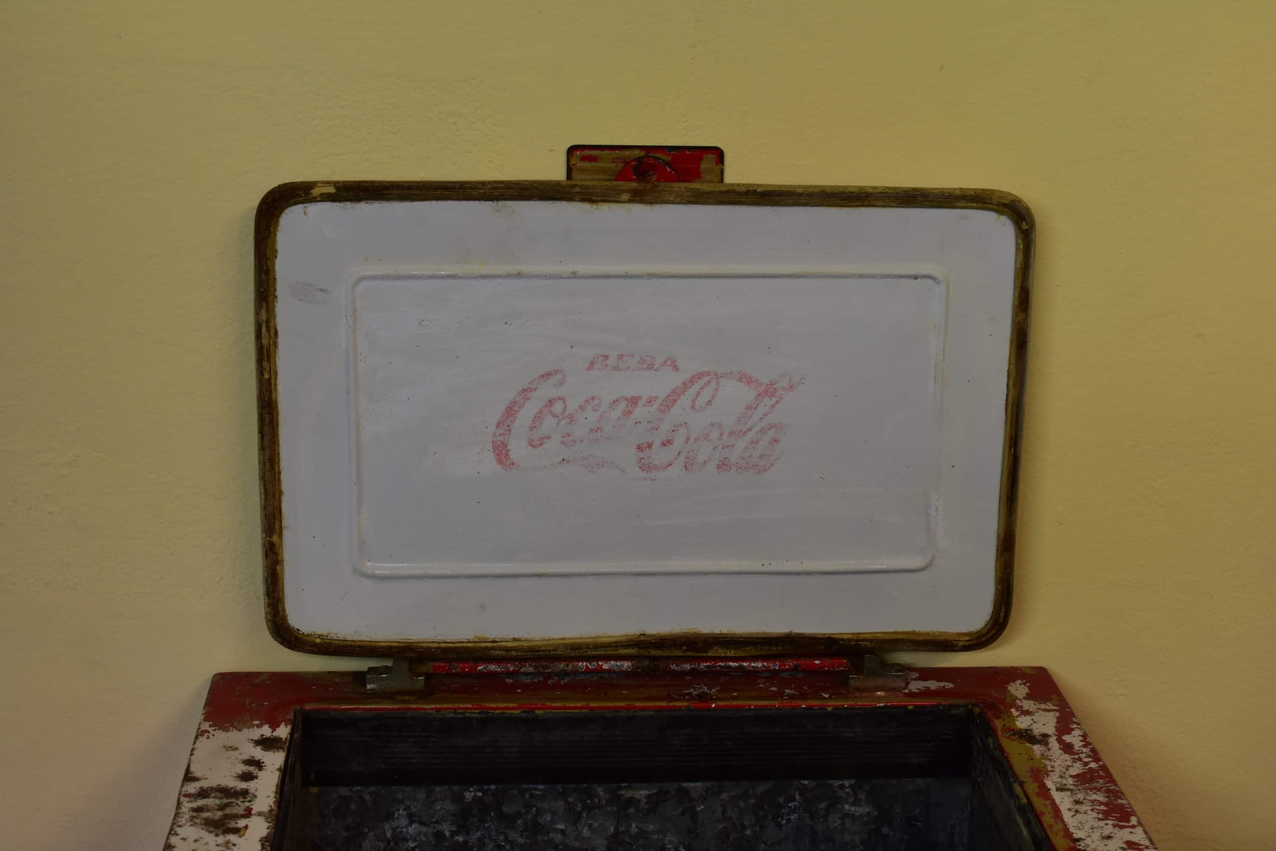 Dettaglio frigorifero Cocacola