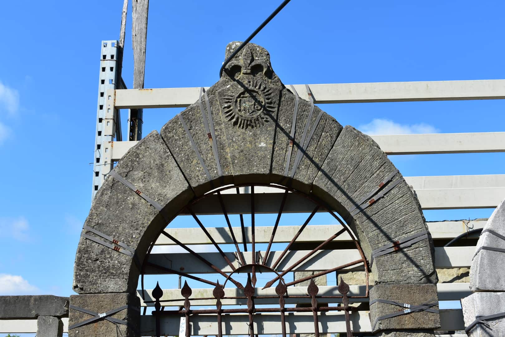 Dettaglio grande portale 