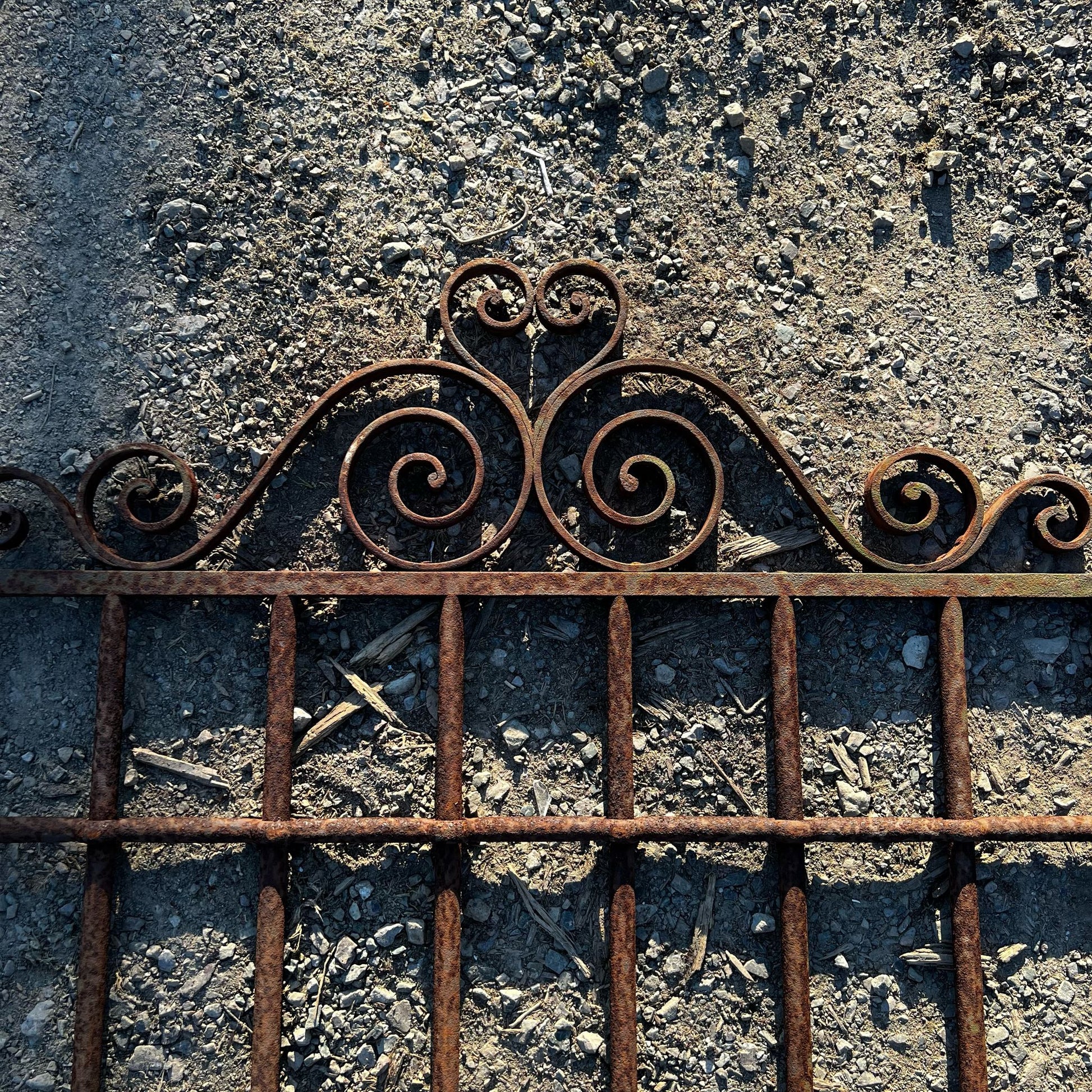 Dettaglio inferriata antica