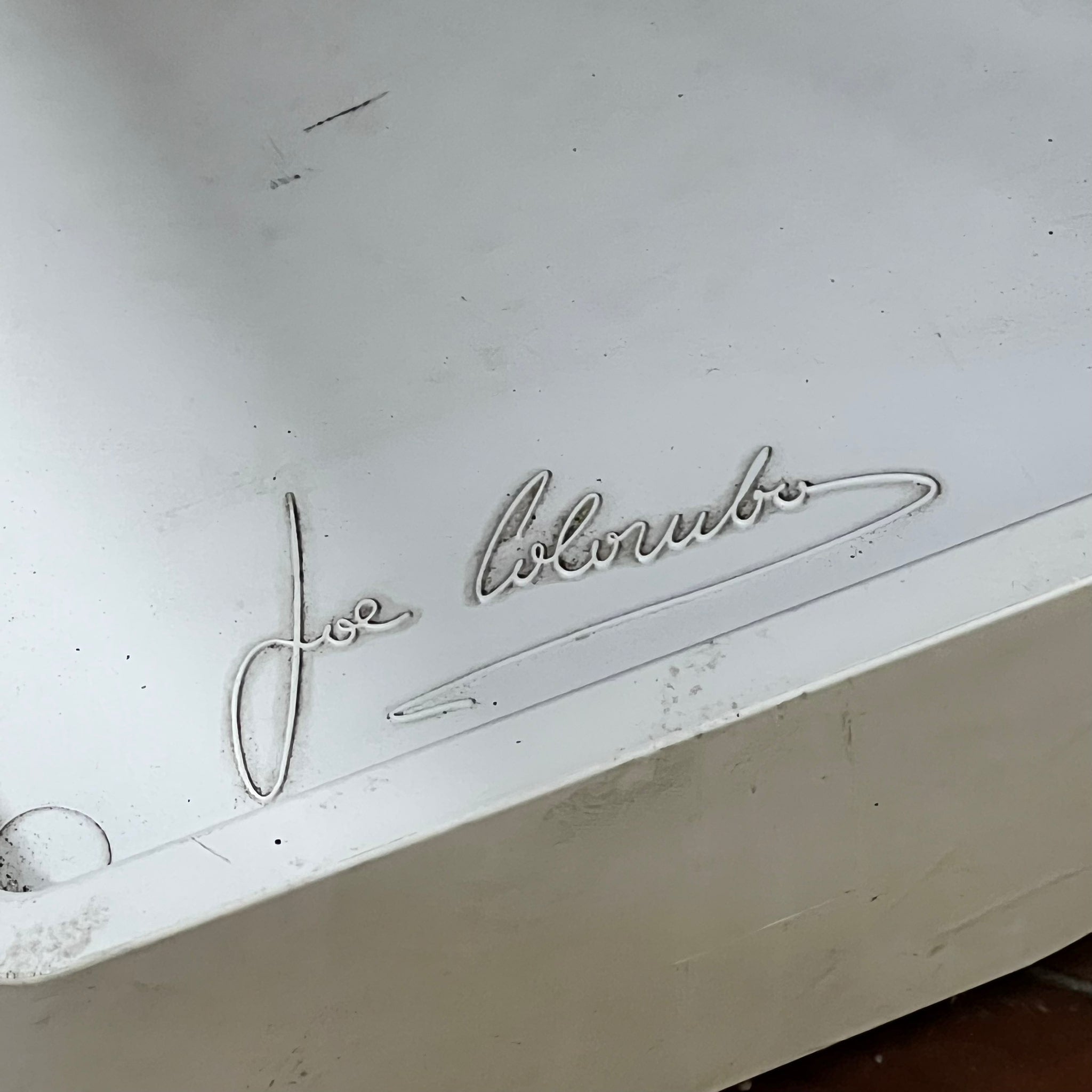 Dettaglio joe colombo firma 