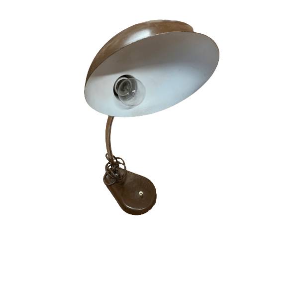 Dettaglio lampada vintage marrone