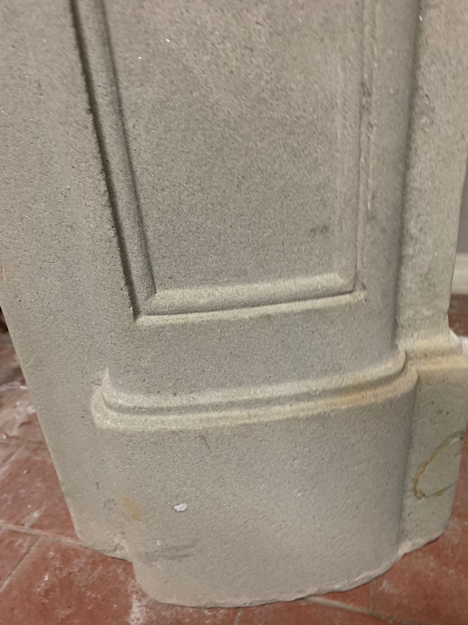 Dettaglio piccolo camino