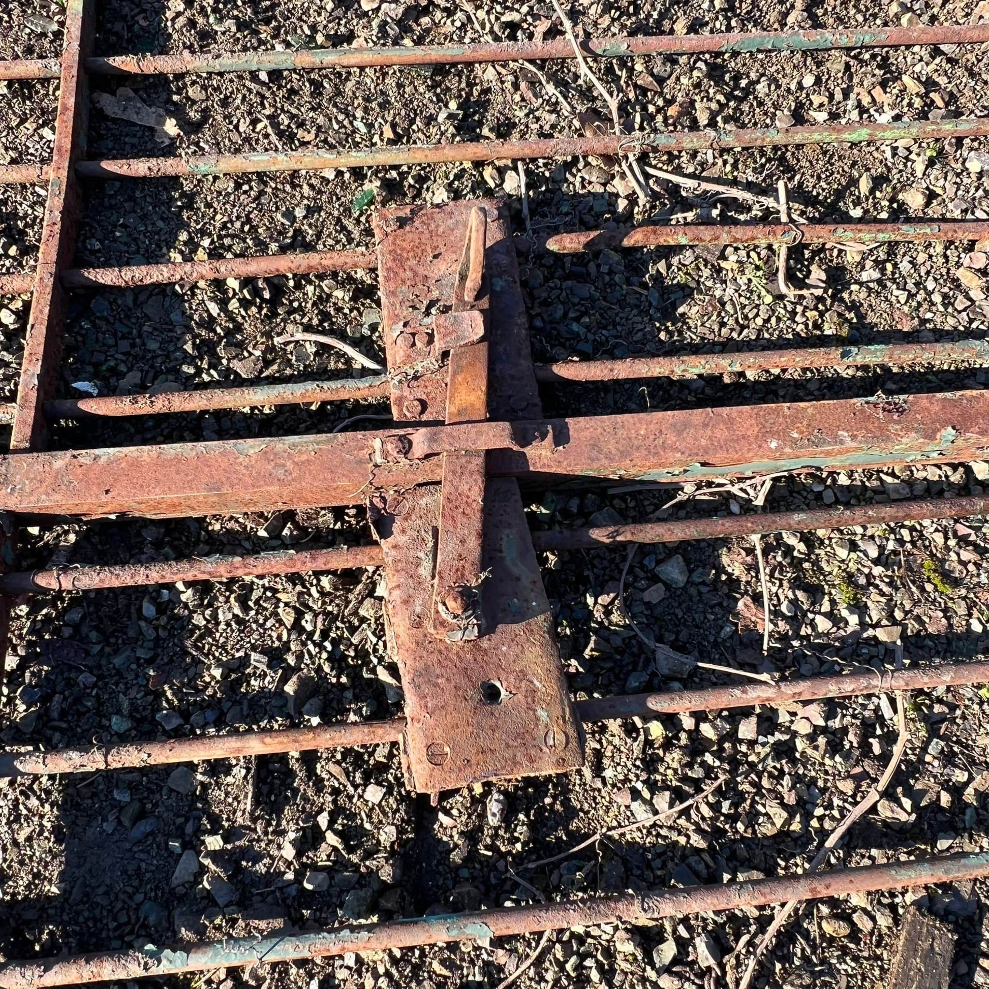 Dettaglio serratura in ferro 