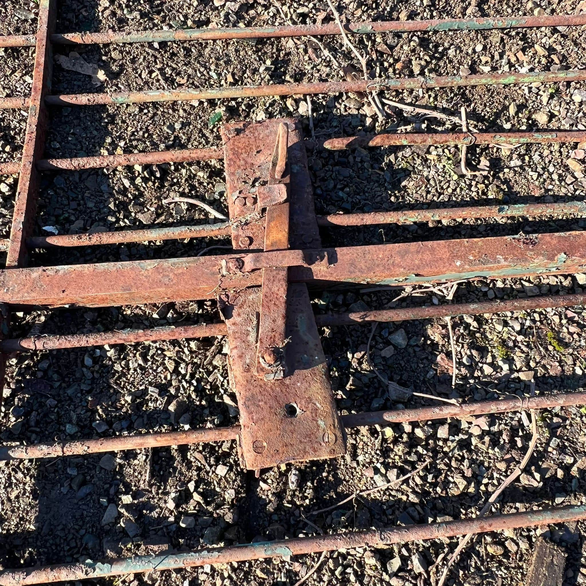 Dettaglio serratura in ferro 