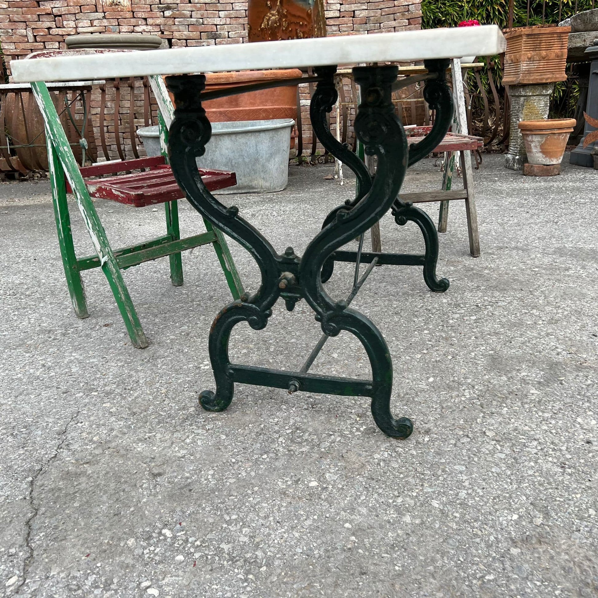 Dettaglio tavolino